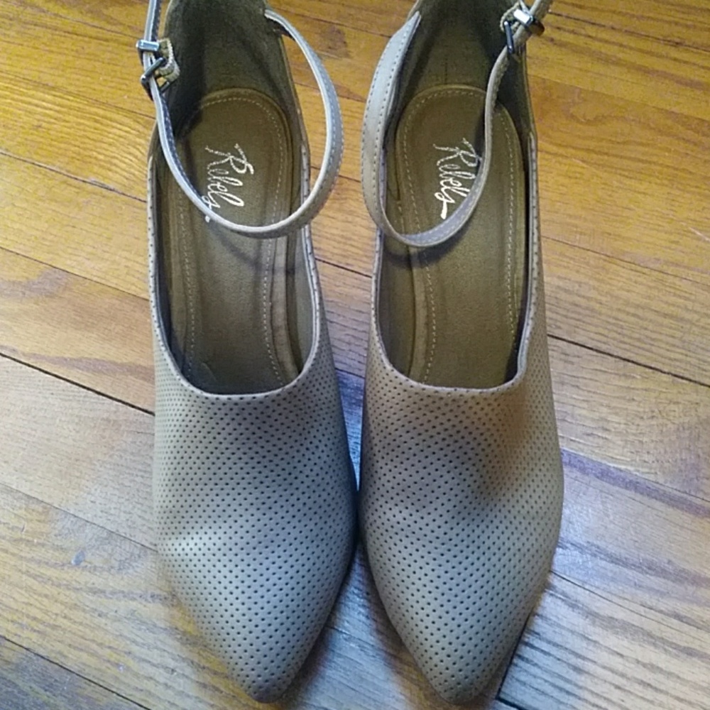 Shoes
